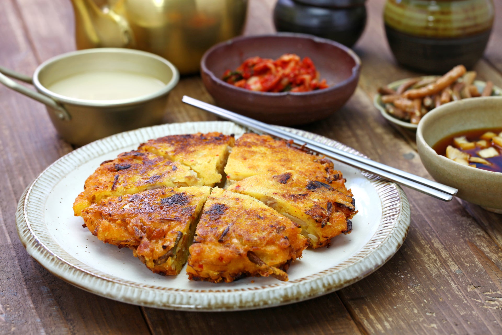 How to make Korean Kimchi Pancake (Kimchijeon)